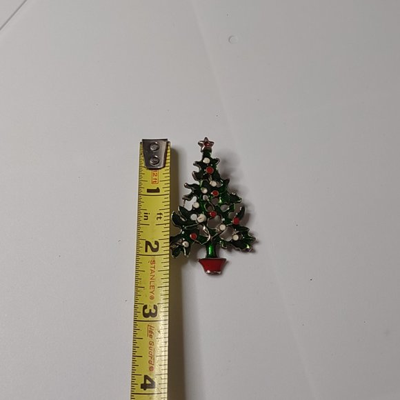 Green, Red, And White Christmas Tree Brooch - Picture 6 of 9
